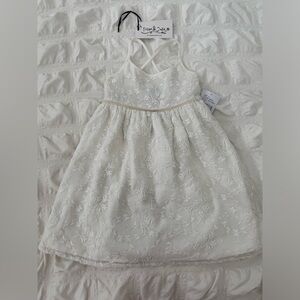 NWT Pippa & Julie Floral White Dress